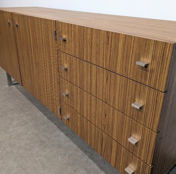 Image 1 of Credenza modernista progettata dal designer francese Pierre Guariche