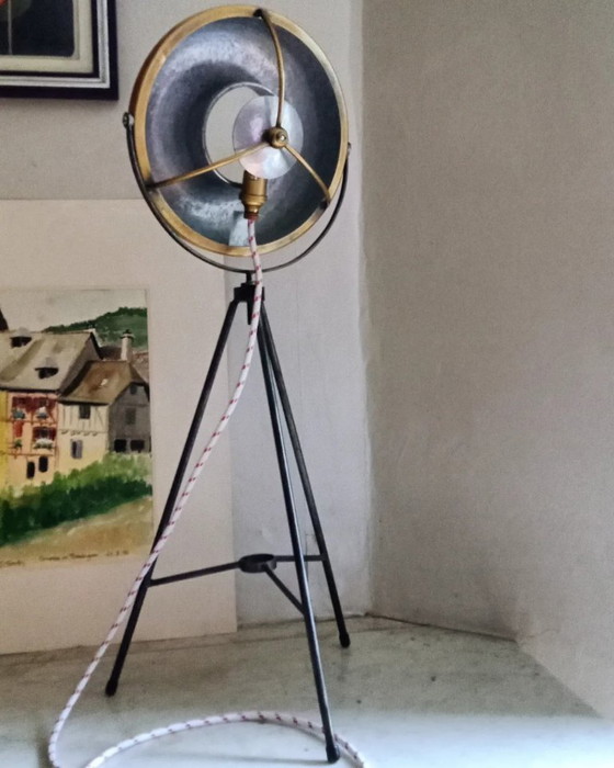 Image 1 of Lampada a treppiede in ottone/alluminio con spirito nautico