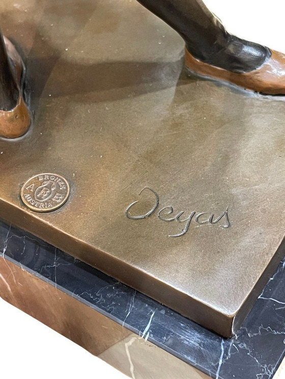 Image 1 of After Edgar Degas – Grande sculpture en bronze polychrome – Danseuse – Socle marbre – 38 cm - 5,4kg