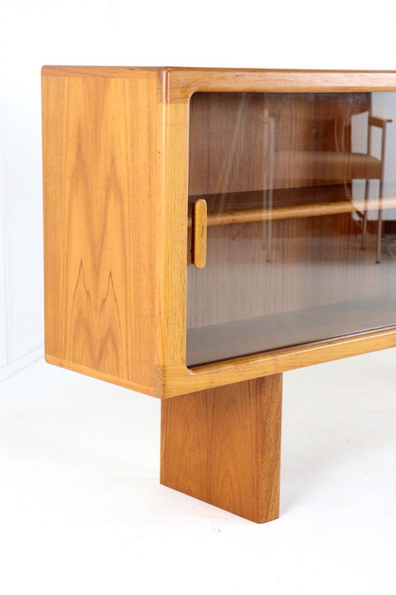 Image 1 of C.F. Christensen Silkeborg aparador vitrina 199,5 cm largo