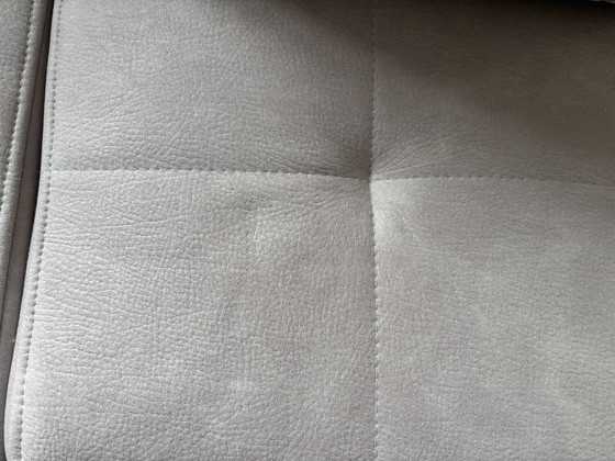 Image 1 of ¡No te lo pierdas! Lujoso sofá en forma de U con función de cama y espacio de almacenamiento.