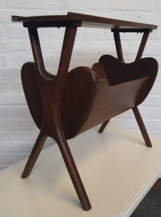 Louis Van Teeffelen Reading Rack