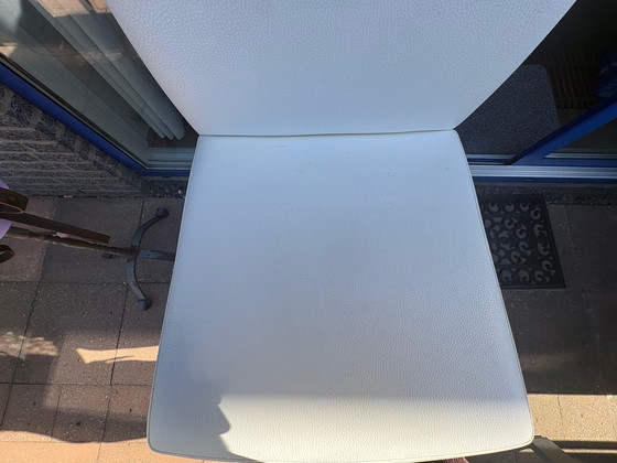 Image 1 of 2 Tabourets de bar marque Bringo 2K blanc