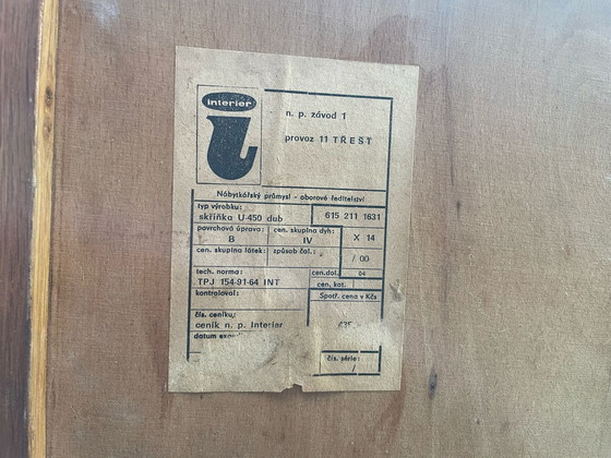 Image 1 of U-450 kast in eiken van Jiří Jiroutek voor Interiér Praha, Tsjecho-Slowakije, jaren 1960