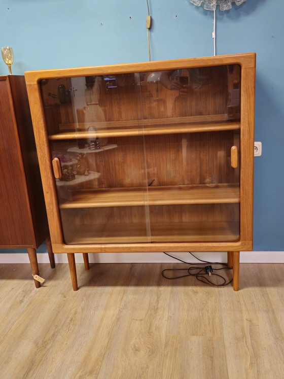 Image 1 of Vintage Teakhouten Vitrinekast Silkeborg Vitrine Kast Kastje