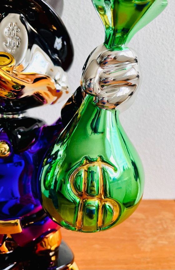 Image 1 of Dagobert Pato obra de arte dinero escultura única LV Información: * Nuevo * Altura: 40 cm. * Anchura: 32 cm.