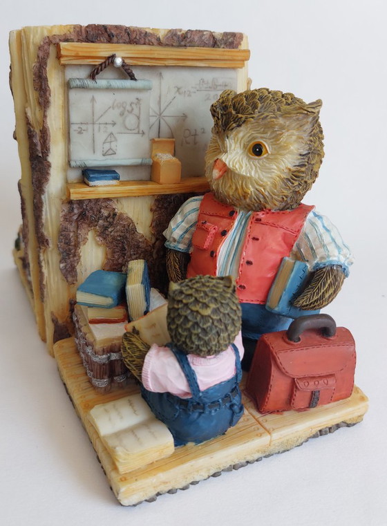 Image 1 of Serre-livres hibou vintage en résine peinte à la main