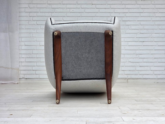 Image 1 of 1960er Jahre, dänisches Design von Illum Wikkelsø, Modell ML 140, Hocker, neu gepolstert.