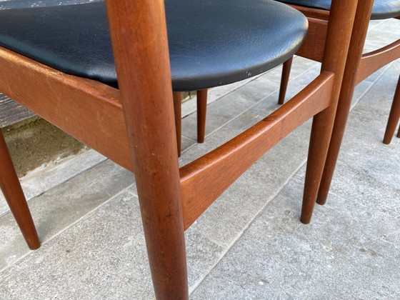Image 1 of Set di 4 sedie scandinave Johannes Andersen Vamo Sonderborg in teak skai an60 vintage