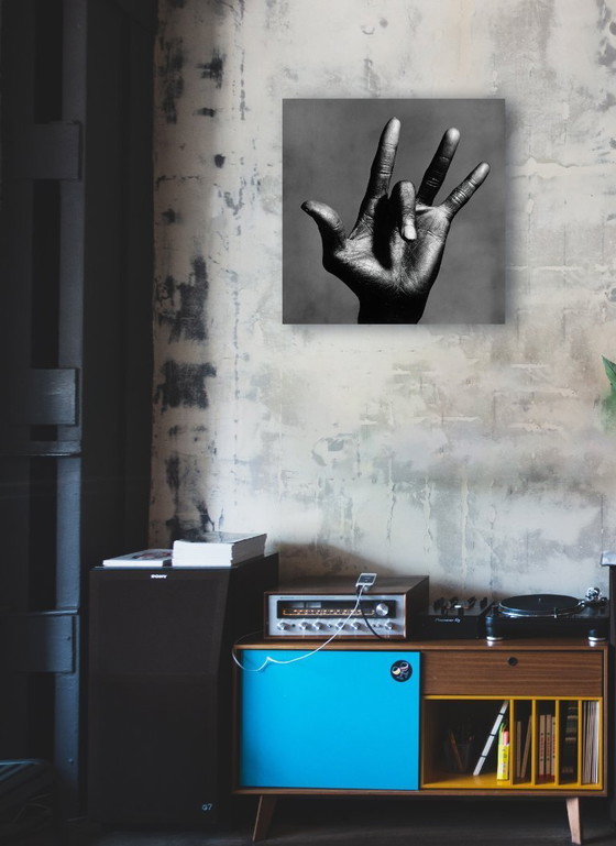 Image 1 of De hand van Miles Davis - Irving Penn, New York, 1986 - 45,7 x 45,7 cm