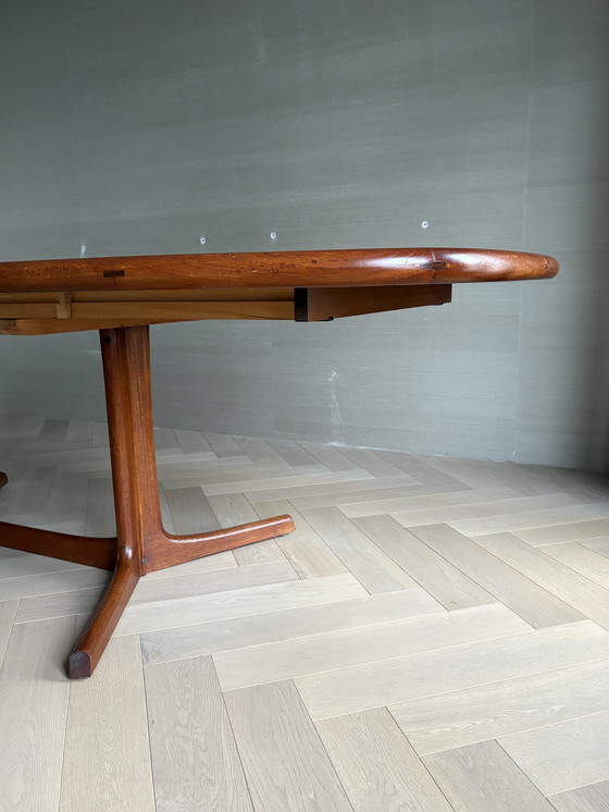 Image 1 of Tavolo da pranzo allungabile danese anni '70 - Teak massello, design senza tempo