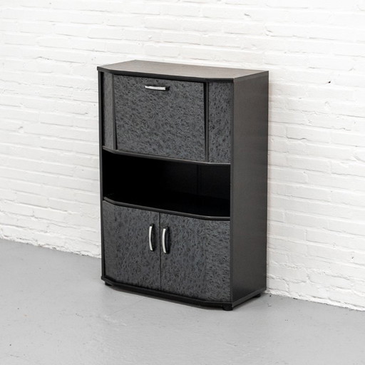 Postmoderner Barschrank aus den 80er Jahren