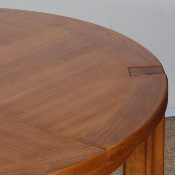 Image 1 of Round extendable wooden dining table produced by Monopoly, 1970