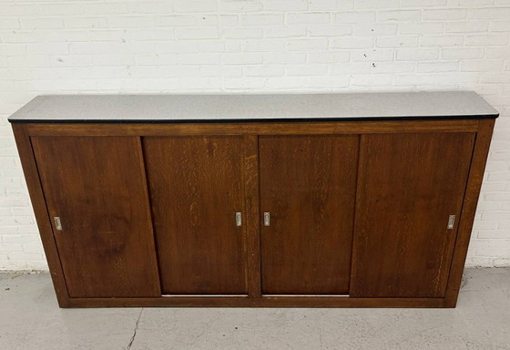 Image 1 of Vintage schoolkast - schuifdeurkast