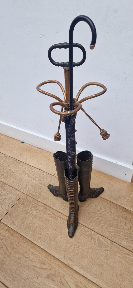 Image 1 of Paragüero