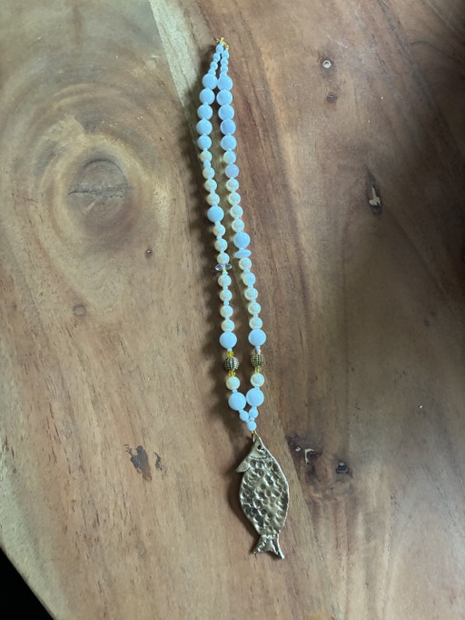Nuova collana con perline vintage e ciondolo color oro