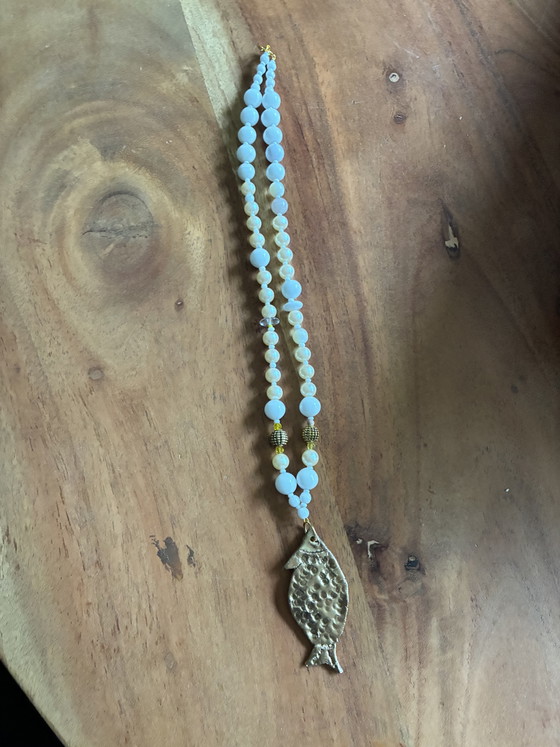 Image 1 of Nouveau collier avec perles vintage et pendentif doré