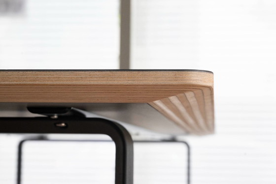 Image 1 of eettafel MUUTO