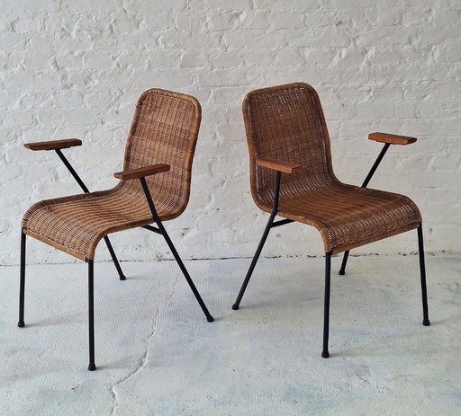 Paar stapelbare Elbow Chairs aus Rattan und Eisen von Gian Franco Legler, Schweiz, 1960er Jahre