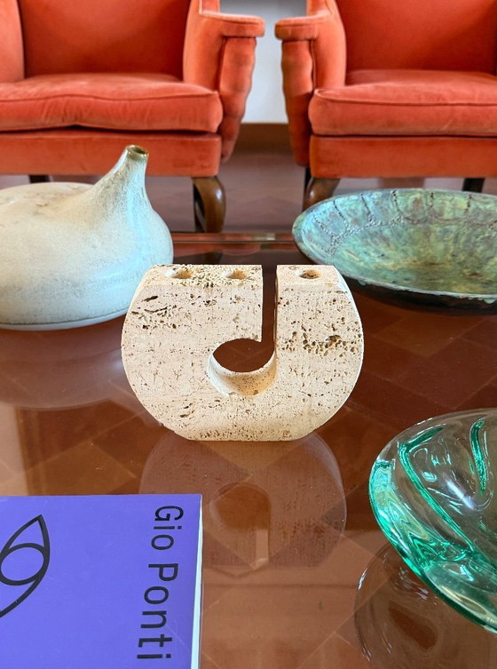 Image 1 of Enzo Mari, brutalistische travertijnen kandelaar, Fratelli Mannelli Italië 1970