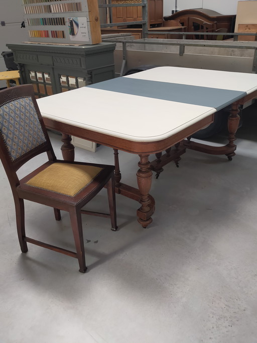 Table de salle à manger avec 6 chaises