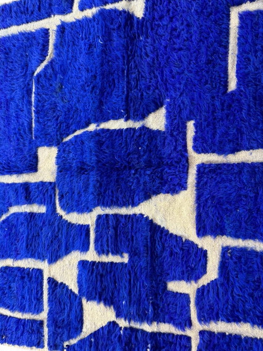Handgemaakt Marokkaans Berberkleed uit het Atlasgebergte, blauw, 1,5/2,5 m – Alberto Bazzani (photo 2 of 7)