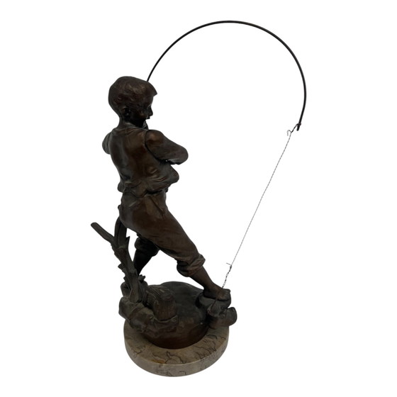 Image 1 of Bronzestatue eines Fischerjungen