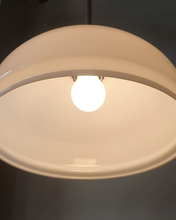 Image 1 of Lampada a sospensione vintage - vetro opalino bianco in forma decorativa