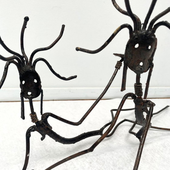 Image 1 of Brutalistische Tribale Vrouwen Metalen Kandelaarset