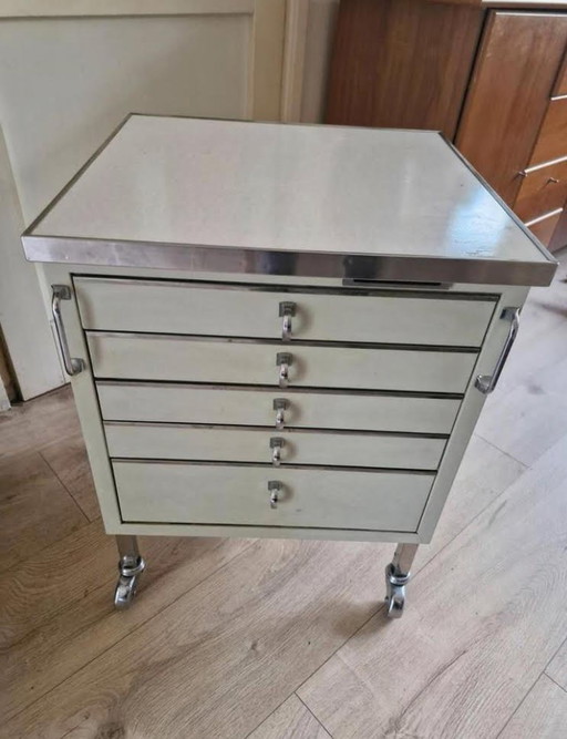 Cabinet dentaire mobile d'époque