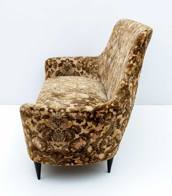 Image 1 of Mid Century Modern Italiaans Gebogen Kleine Sofa 1950