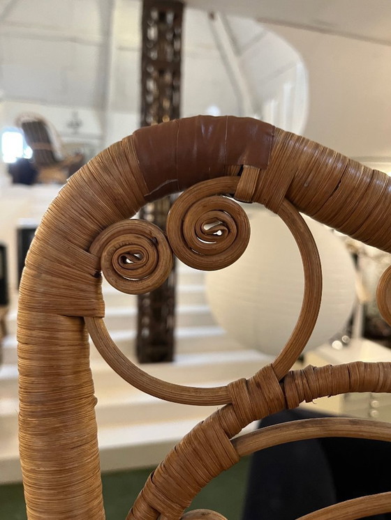 Image 1 of Een paar pauwenrotan stoelen