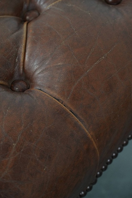 Image 1 of Elegante reposapiés Chesterfield de piel de vacuno