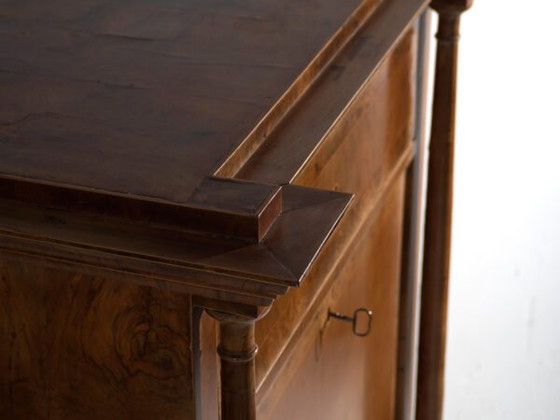 Antico secretaire Biedermeier in legno di noce – Austria, circa 1840 – Scrivanie, Brass (photo 12 of 40)