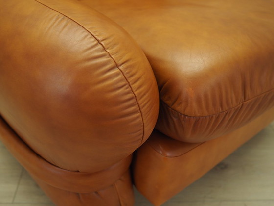 Image 1 of Fauteuil en cuir, design italien, années 1970, production : Italie