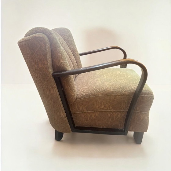 Image 1 of Art Deco Bugholzsessel - ca. 1940er Jahre deutscher Cocktailsessel mit Bugholzarmlehnen und grünem Brokatbezug.