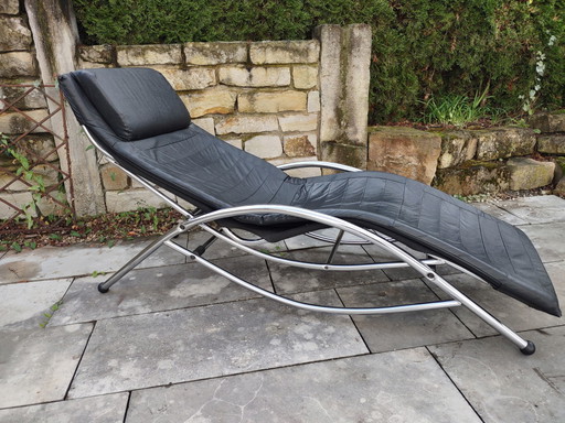 Postmodern German Black Leather and Chrome Chaise Longue