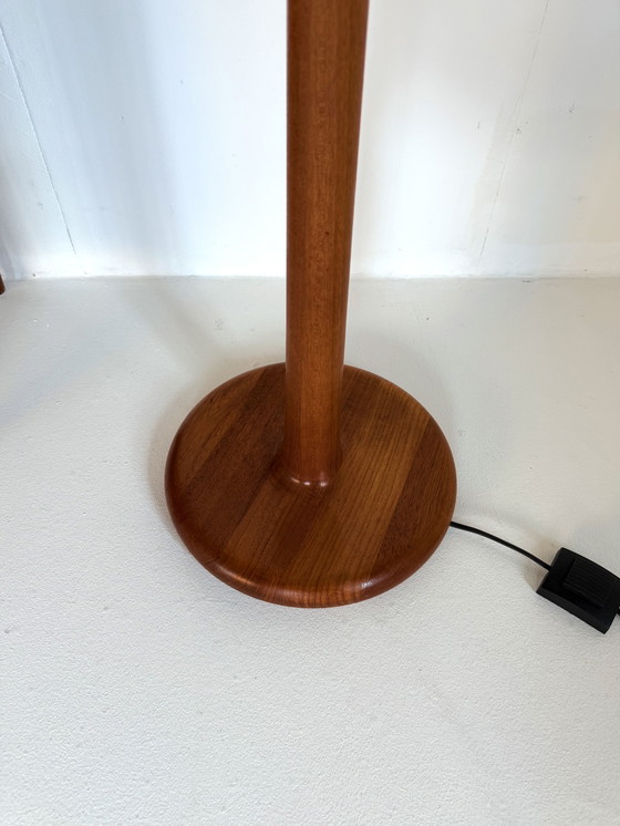 Image 1 of Lampada da terra XL vintage in teak, Dyrlund anni '70