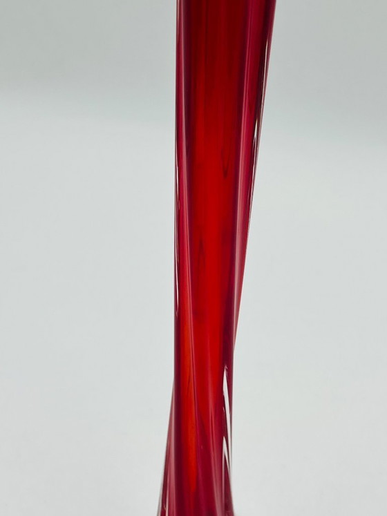 Image 1 of Tweekleurige rode glazen soliflore, vintage design