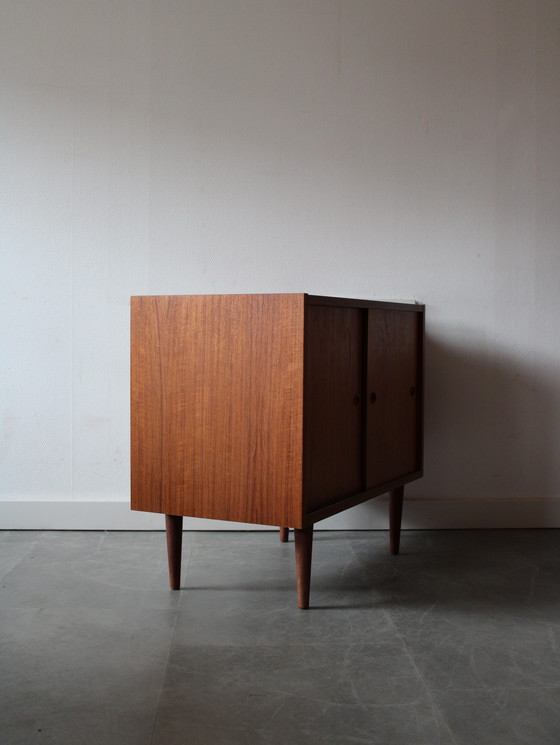 Image 1 of Armoire vintage danoise à portes coulissantes par Preben Sørensen