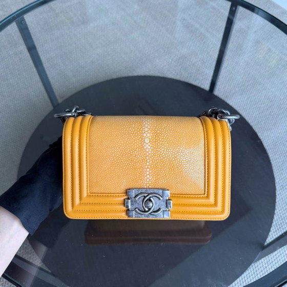 Image 1 of Chanel Boy Small - Kleine Stingray Yellow Mustard Ruthenium Silver Hardware Serie 21