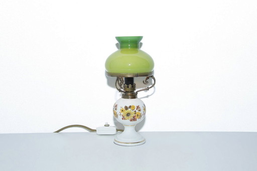 Petroleumlampe Glasschirm Opalglas Grün Porzellan 1970er J Vintage