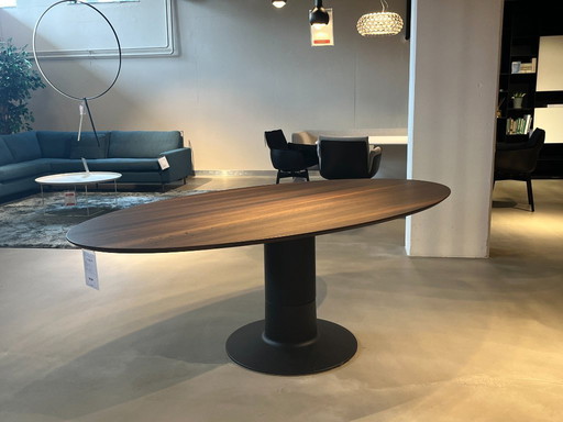 Mesa de comedor Arco Balance Ellipse