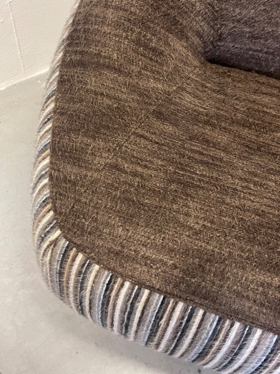 Image 1 of 2 x Artifort Swamp R armchairs 