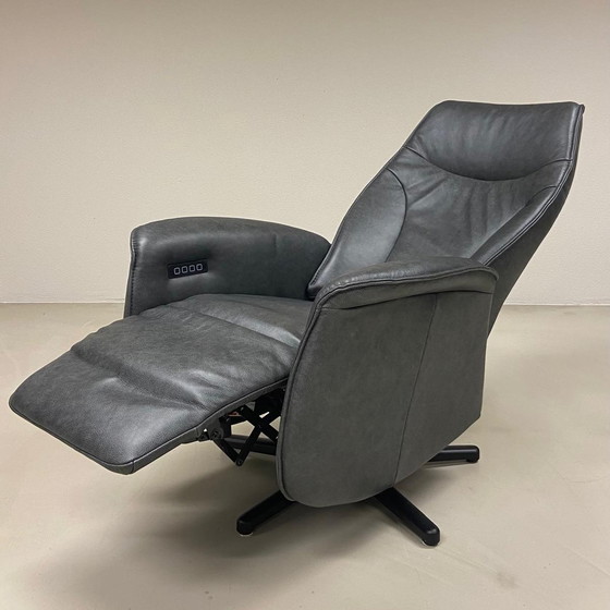 Image 1 of The Future Magic4 recliner