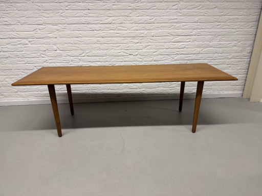 Frem Røjle Mid-Century Modern Couchtisch Teak