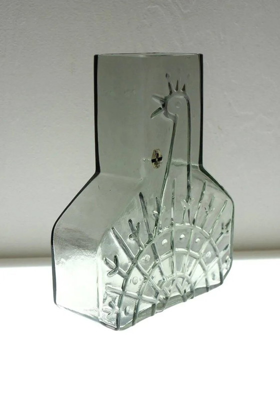 Image 1 of Mid-century Scandinavian modern art glass vase by Wiktor Berndt for Flygsfors, Sweden