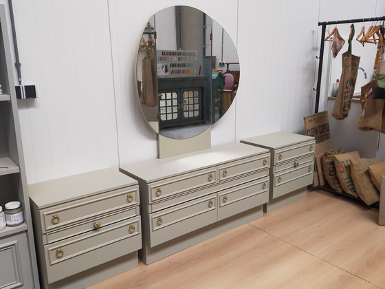 Image 1 of Coiffeuse vintage avec 2 tables de chevet