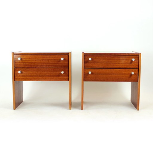 Ensemble de 2 tables de chevet carrées en acajou, Tchécoslovaquie, années 1970