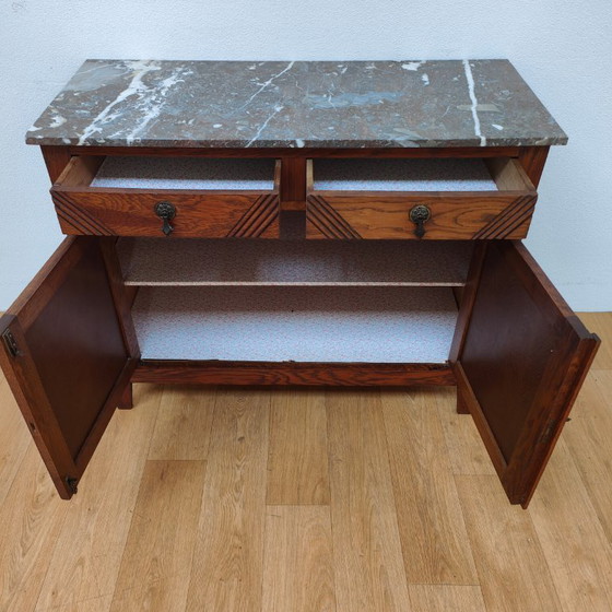 Image 1 of Credenza, cassettiera, comò e mobile da bagno vintage e antichi con piano in marmo.